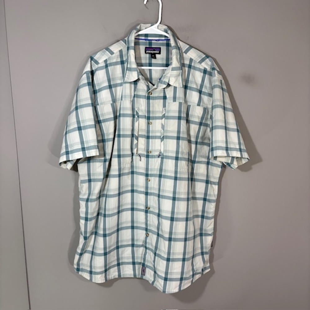 Patagonia Shirt Mens 2XL Blue Plaid Short Sleeve Button Up Nylon Outdoor Casual